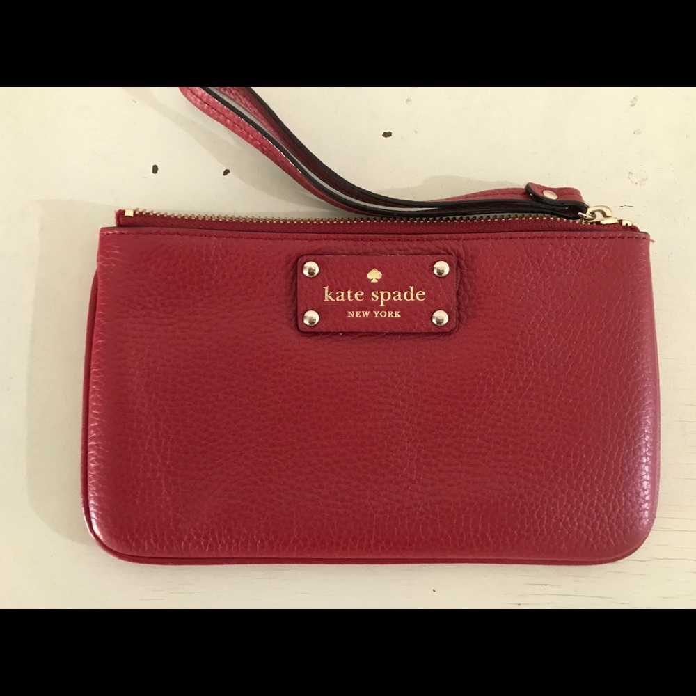 Kate Spade zippered Chrissy wristlet
